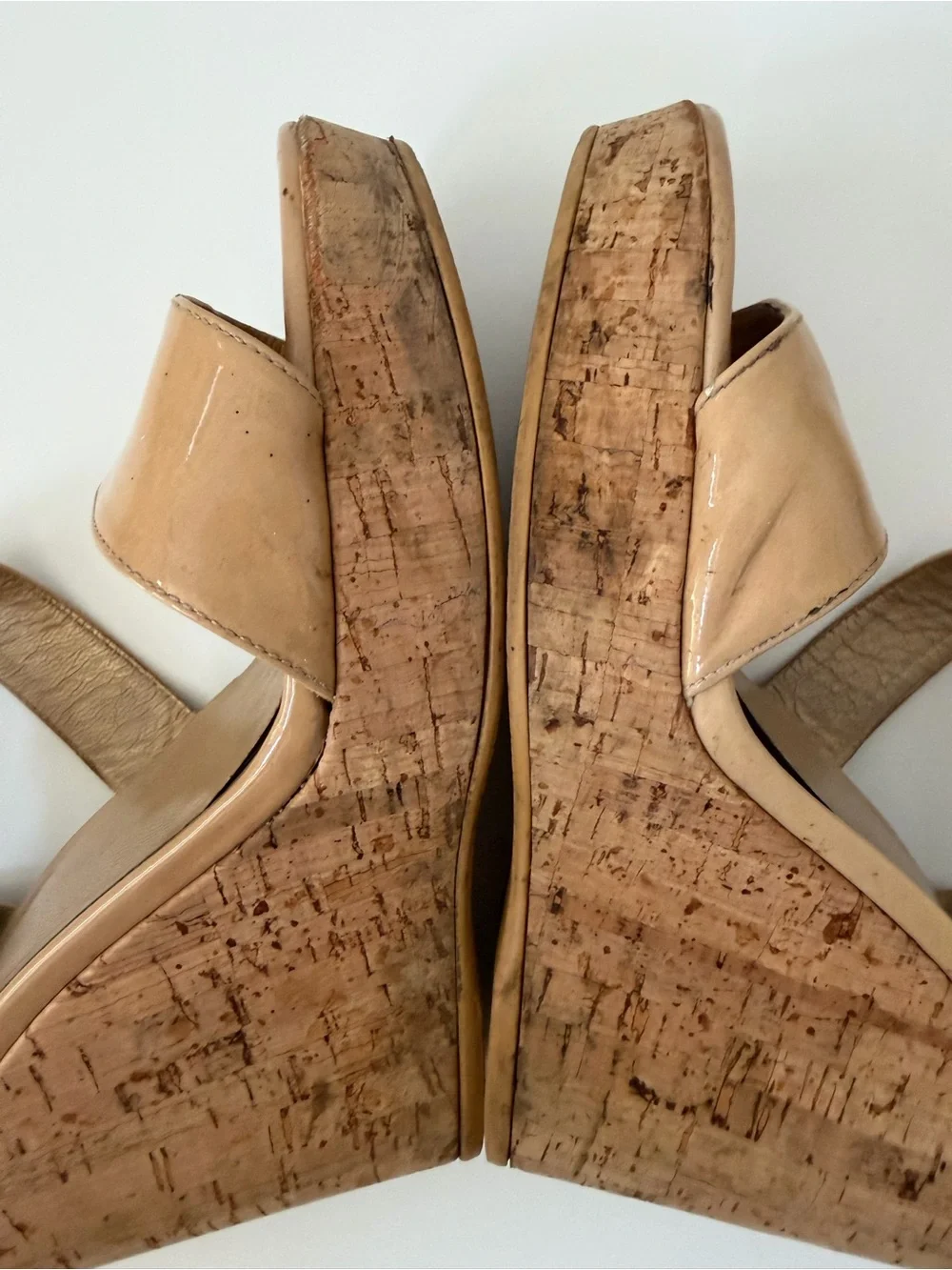 Stuart Weitzman Oneliner Patent Leather Cork Wedges in Adobe Aniline, Size 8